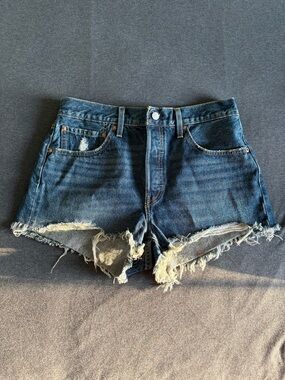 Levi's Premium 501 High-Waisted Cutoff Denim Shorts New Look Dark Wash Capital E